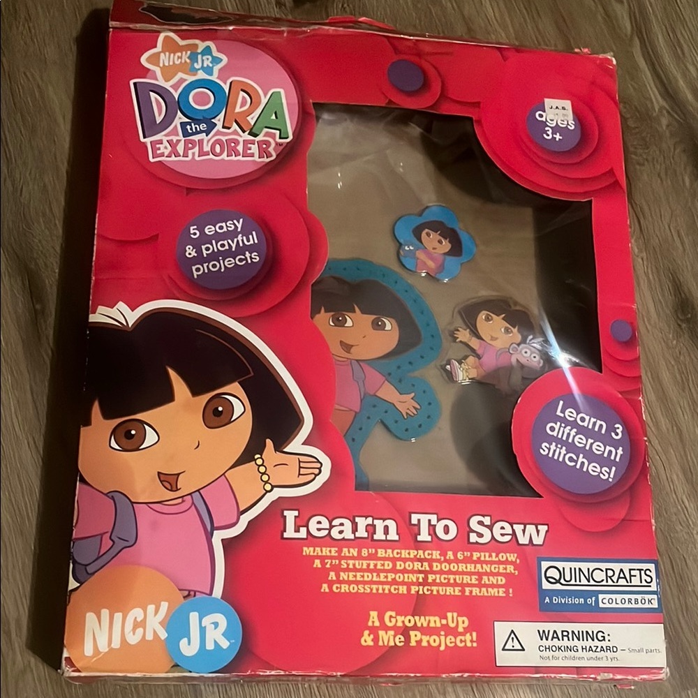 Dora the Explorer Learn to Sew Kit -